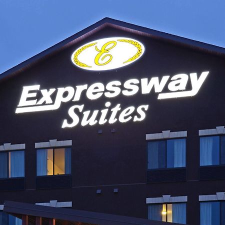 Grand Forks Lodge And Suites Exteriér fotografie