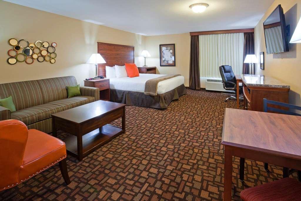 Grand Forks Lodge And Suites Pokoj fotografie